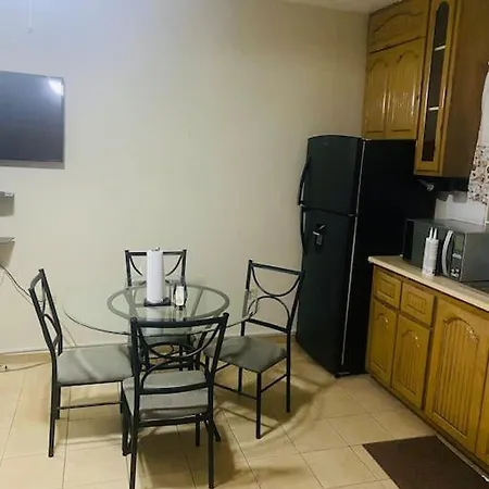 Club Caribbean Apartments Runaway Bay Exterior foto