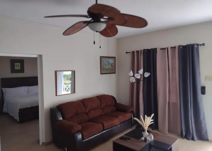 Club Caribbean Apartments